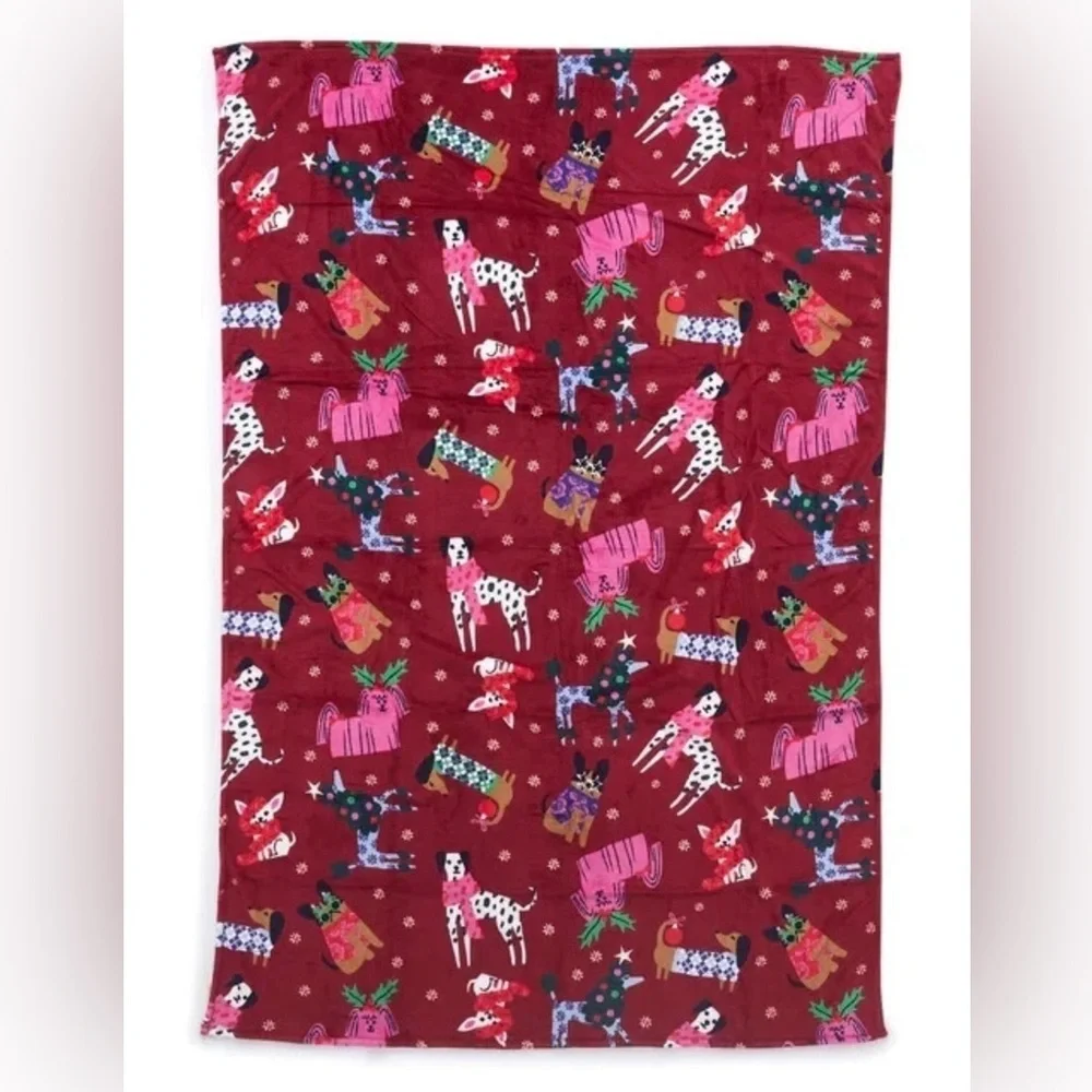 Vera Bradley Holiday Hounds Essential Fleece Throw Blanket with Dog Print